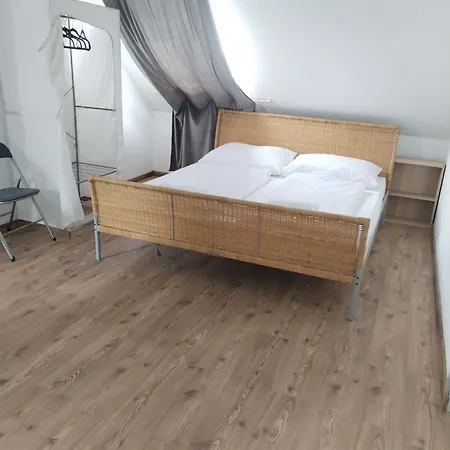 Doemper Doeme Apartman Apartment